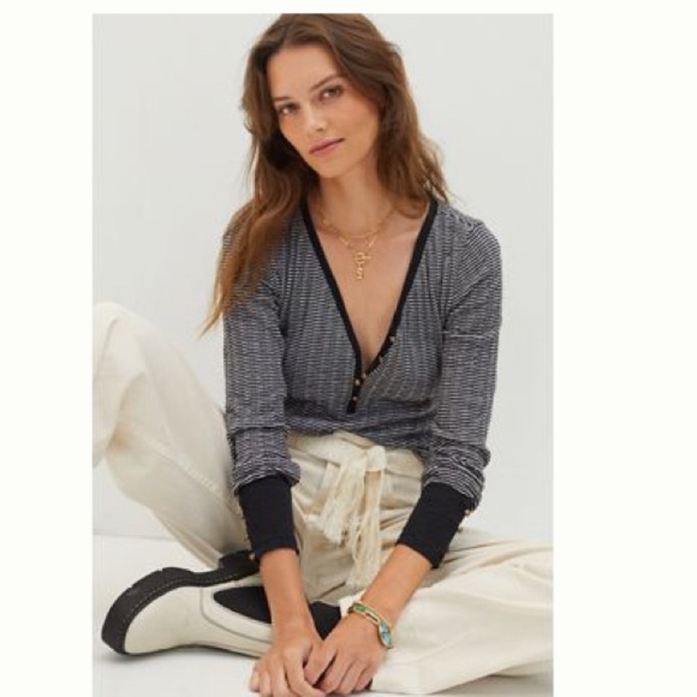 Anthropologie Pilcro Black and White Striped V-Neck Longsleeve Henley Top, XL